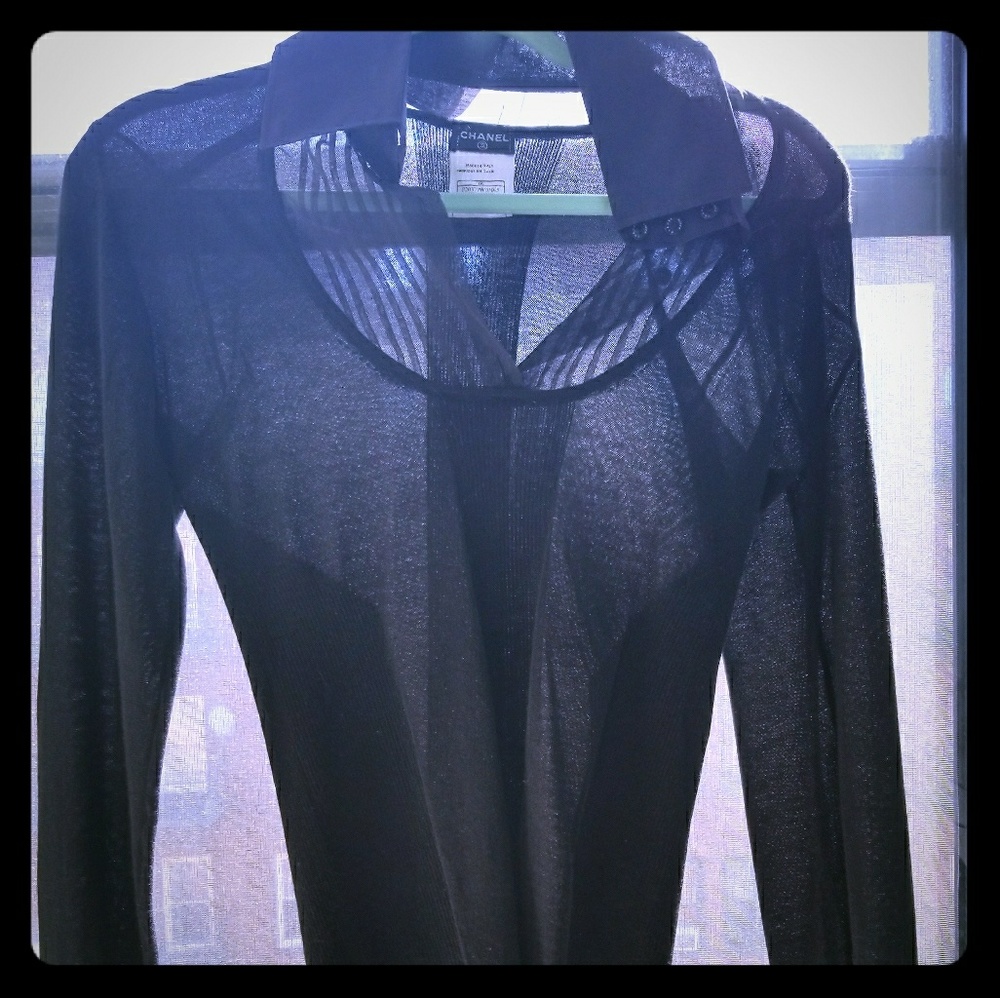 Absolutely stunning cashmere & silk Chanel blouse